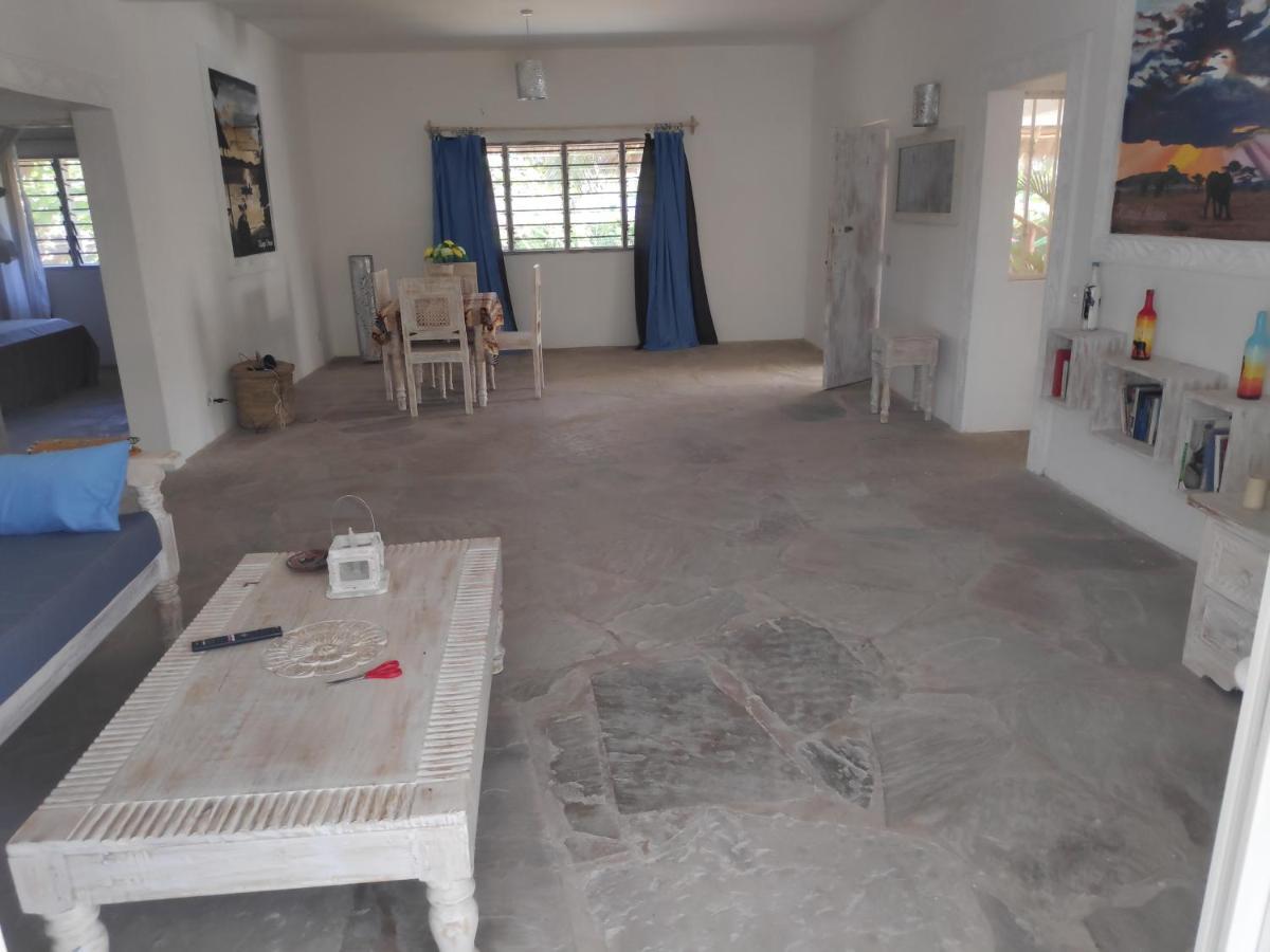 Kimya House, Watamu Bed & Breakfast エクステリア 写真