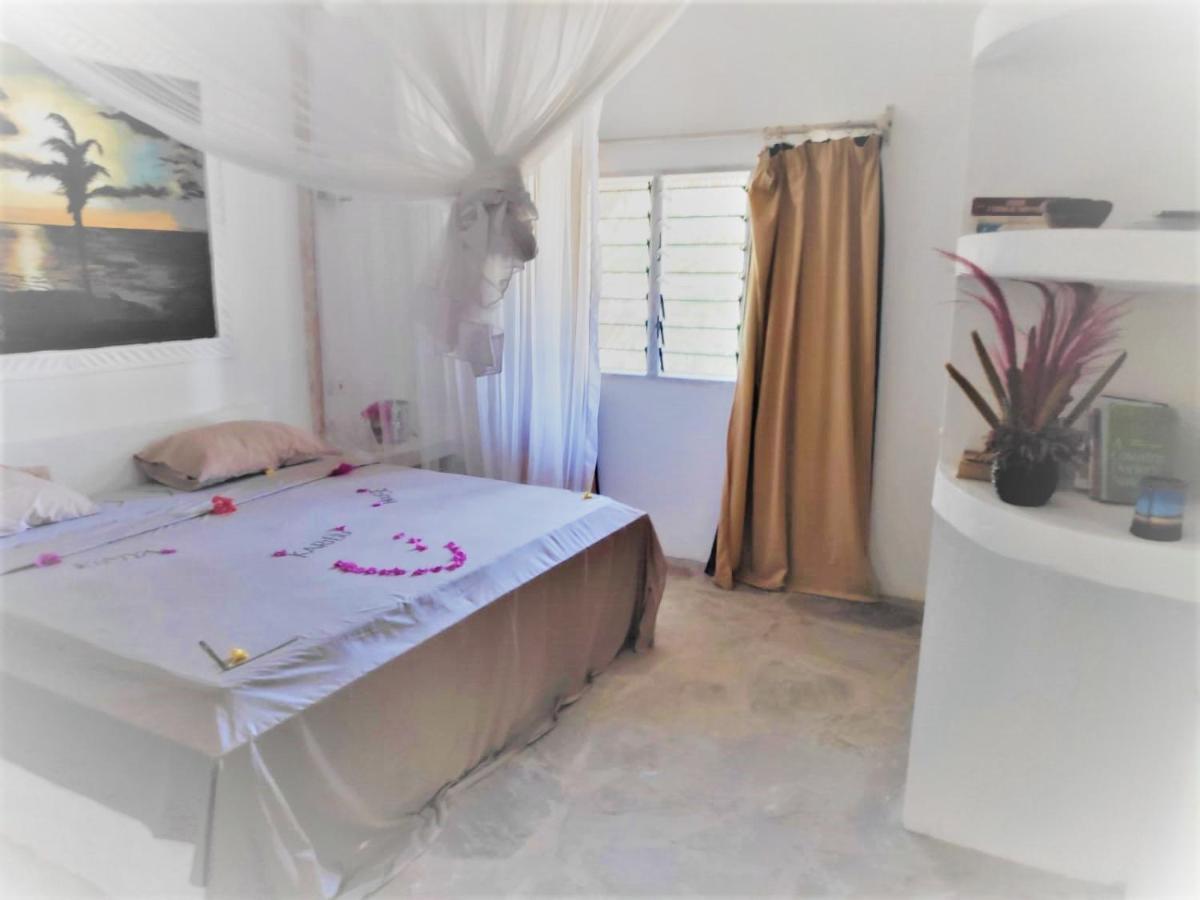 Kimya House, Watamu Bed & Breakfast エクステリア 写真